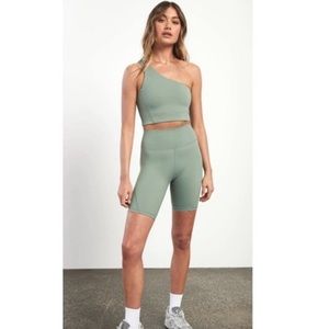 Girlfriend Collective high rise bike short XXS
